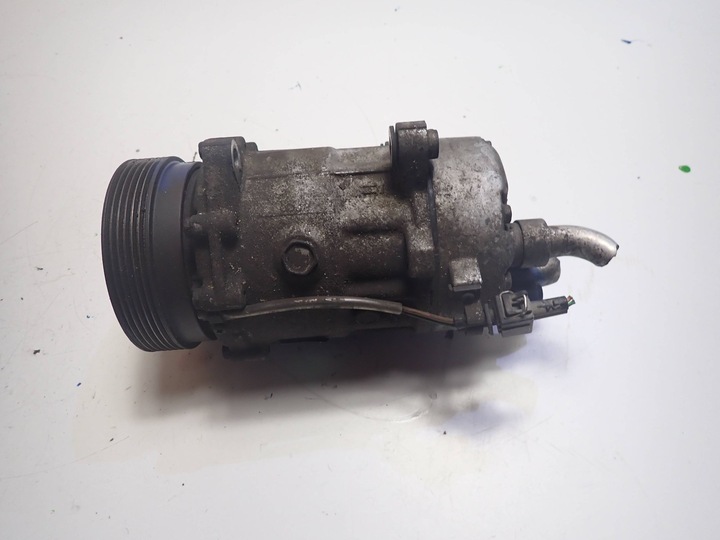 фото №8, Компрессор кондиционера vw golf iv 1.6sr 1j0820803a