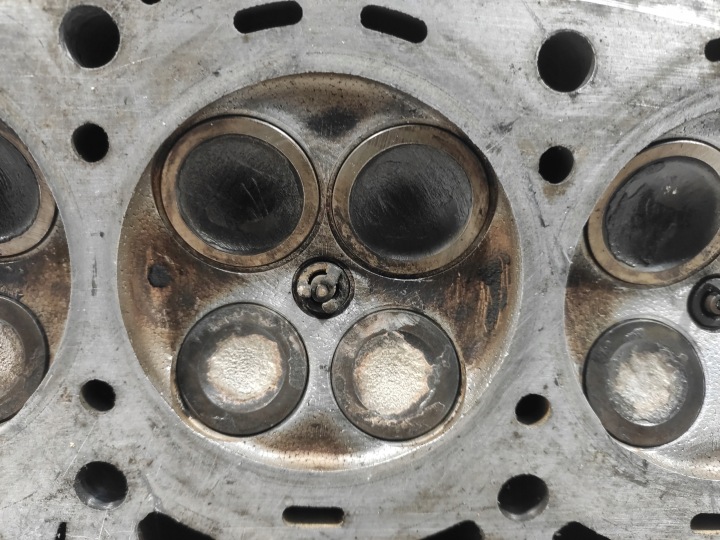 фото №9, Комплектна головка циліндрів opel vectra c 2.2 16v z22se