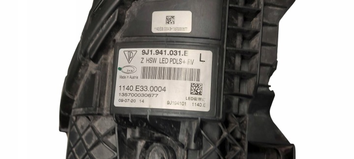 фото №8, Porsche taycan полный led фара левая правая комплект eu 9j1941031e 9j1941032e
