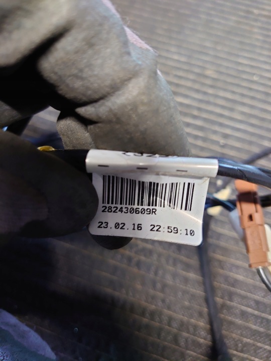 фото №8, Дисплей экран рамка навигация антенна clio iv 281159186r