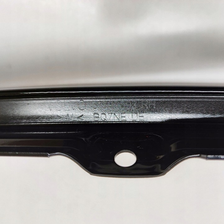 фото №6, Volvo xc90 2021 правая сторона планка / прокладка стёкла дверь