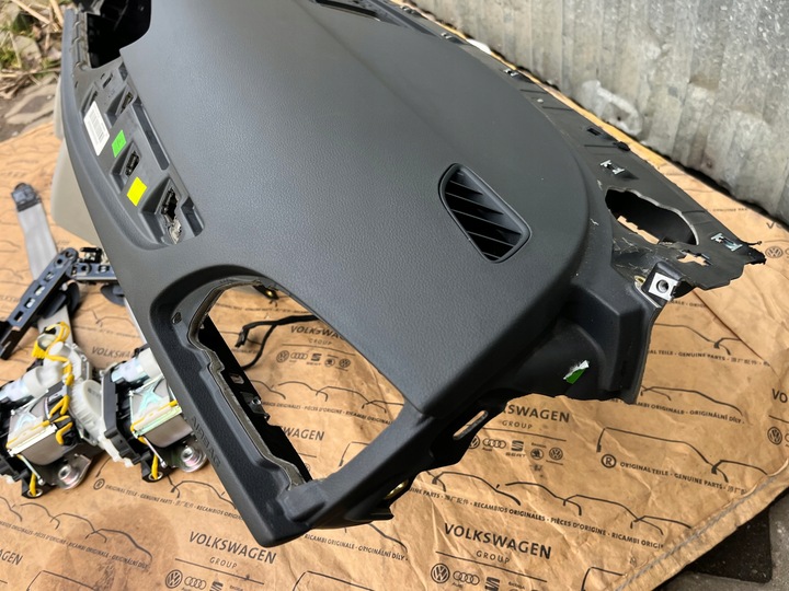 фото №10, Audi a6 c7 4g гранітово-сірий сірий hud панель роздавальна консоль капот подушка безпеки