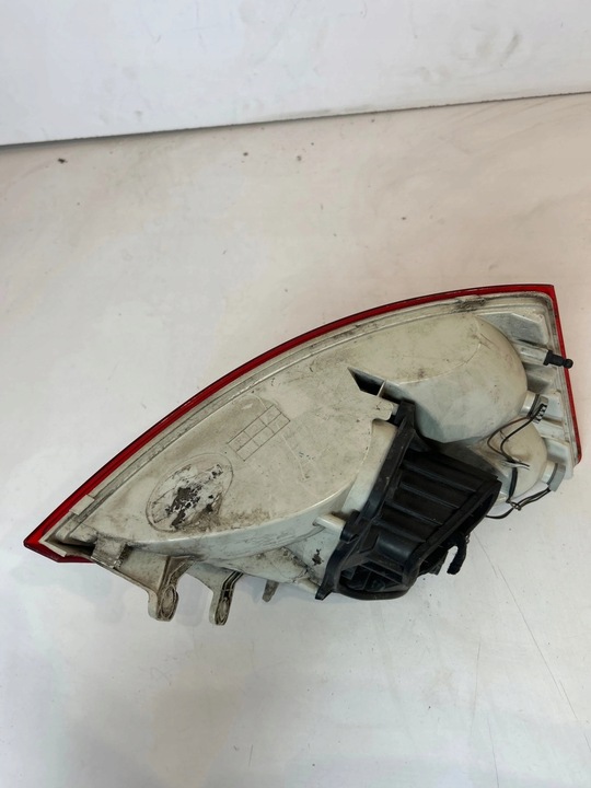 фото №12, Лампа зад задня права w крило skoda octavia iii sedan