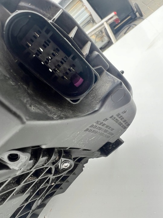 фото №11, Лампа права повний led porsche taycan 9j1941032f