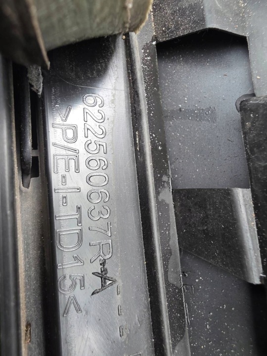 фото №9, Решётка радиатор решётка радиатора renault megane iv 622560637r