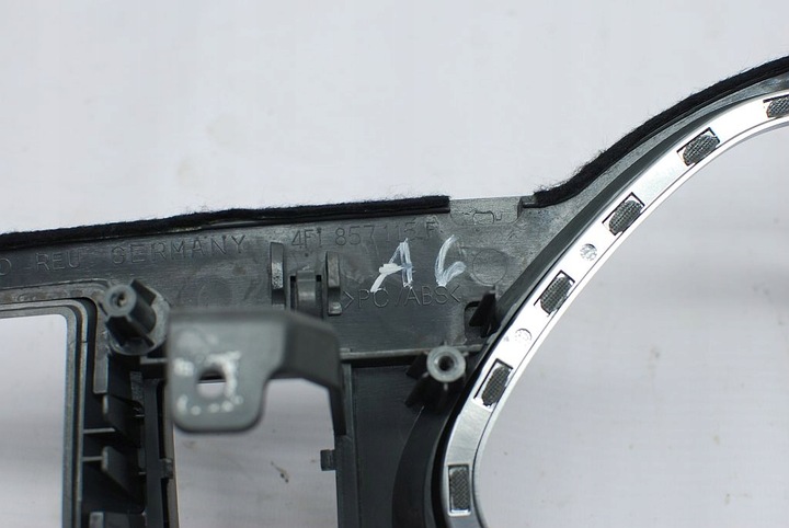 фото №10, Рамка dekor спидометра радио консоли серебряная 4f1857115f audi a6 c6 avant