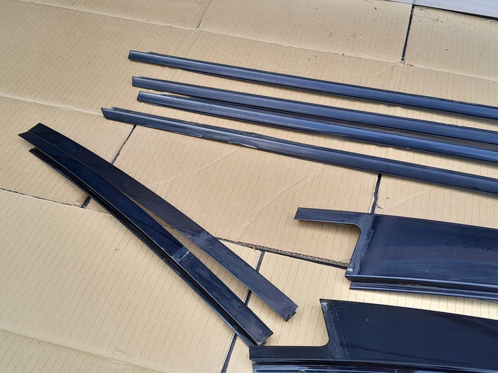 фото №7, Планки декори зовнішні двері тінь line блиск bmw e90 м-пакет комплект