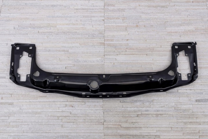 фото №8, Bmw seria 3 f30 f31 f34 2011-2018 передняя панель верхний 51647245786