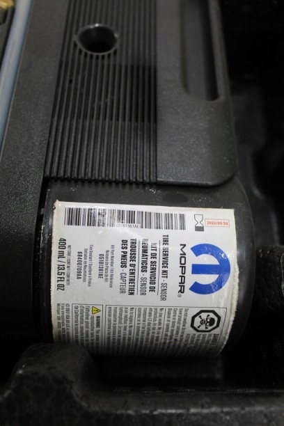 фото №6, Jeep cherokee kl 20- рестайлінг вкладка колеса помпа набір ремонтний