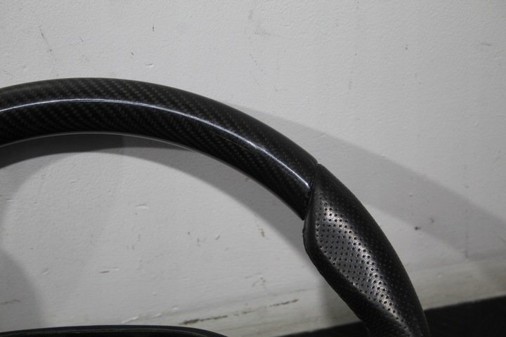 фото №10, Руль декоры консоли карбон levante m161