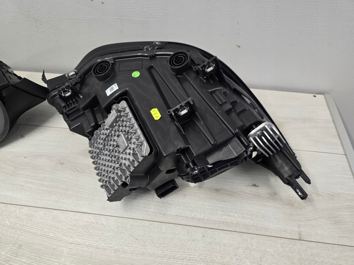 фото №13, Лампа ліва права bmw i3 lci led комплектна