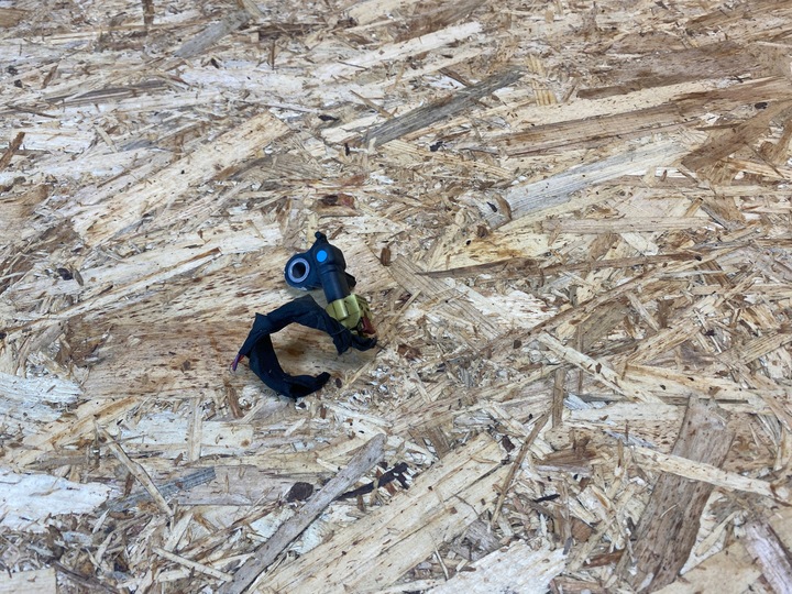 фото №8, Датчик удара штекер audi a4 b9 a6 c8 q7 4m 4m0959651