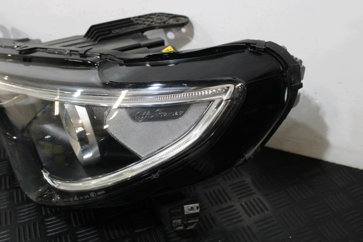 фото №6, Лампы фара передняя передние led 50563959 50563962 alfa romeo stelvio