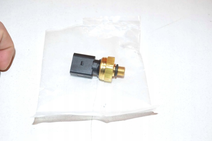 фото №4, Vemo v10-72-1267 датчик, давление топлива