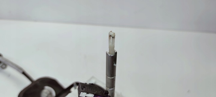 фото №6, Выборщик домкрат изменения коробки передач audi a4 b8 a5 8t 8k2713041h uk