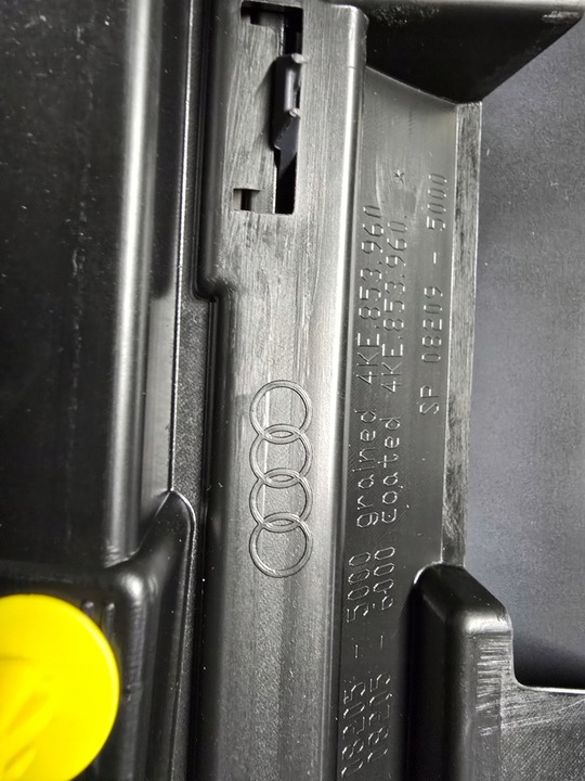 фото №9, Планка двері праві перед audi e-tron 4ke нова