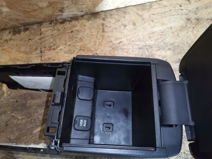 фото №14, Подлокотник туннель средний mazda 6 gj ghp9-64441