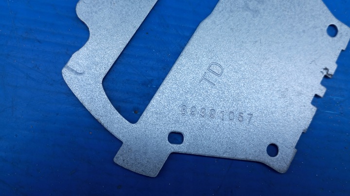 фото №7, Защита корпус шторка линзы лампы перед renault megane ii 2 89391057