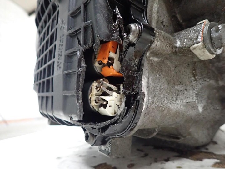 фото №10, Коробка передач коробки передач автомат 4x4 jeep cherokee v kl 2.0 multijet 170km 15r fv