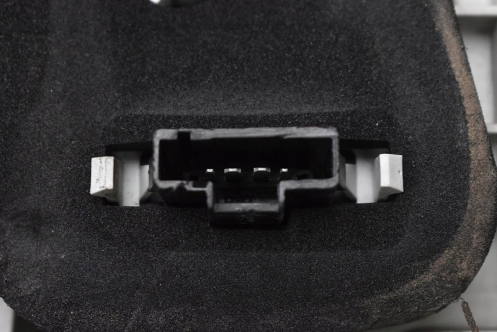 фото №13, Правая фара зад задняя led 9678074380 peugeot 2008 1 i 13-20