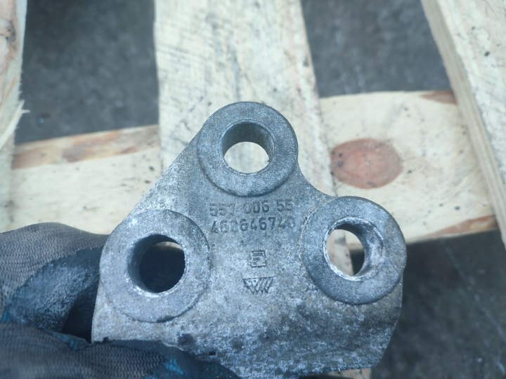 фото №5, Подушка коробки коробка передач fiat grande punto 1.9 8v 55700655