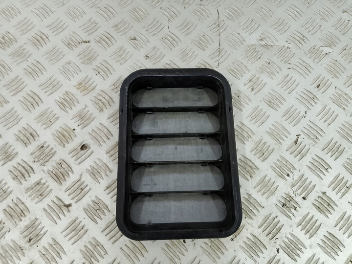 фото №1, Vw atlas cross рестайлинг 2021 решётка багажника вентиляция 4n0819181a