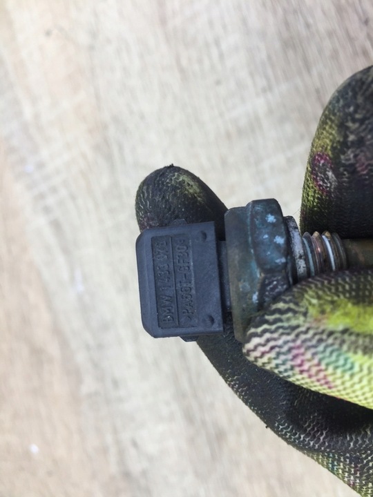 фото №15, Датчик температури wody/oleju e87 e36 e46 e39 e60 f10 f01 f30 f20 e90