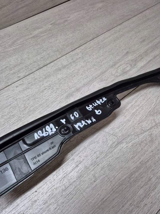 фото №6, 12622. mini f60 прокладка права стійка b 7390136