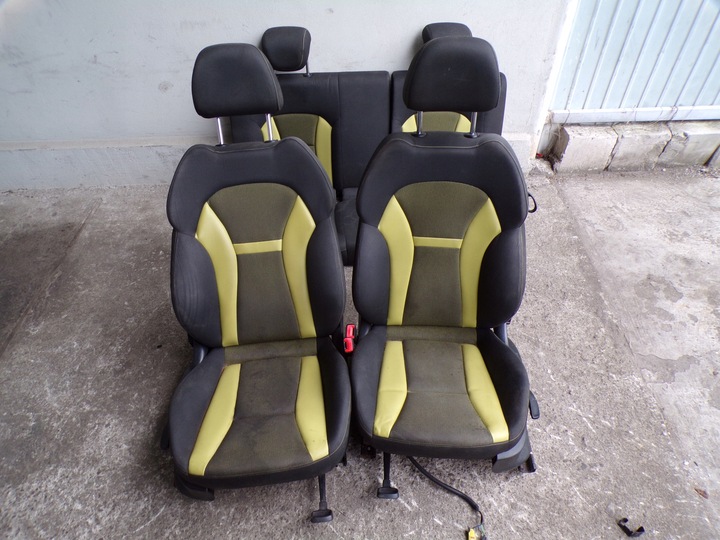 фото №1, Сидіння диван комплект audi a1 8x 3 двері 3d