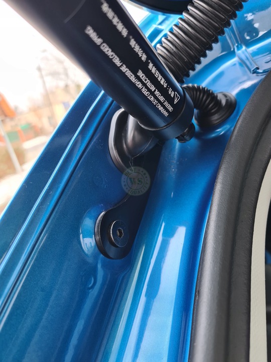 фото №11, V&s електричний кришка audi q3 2013 - 2020