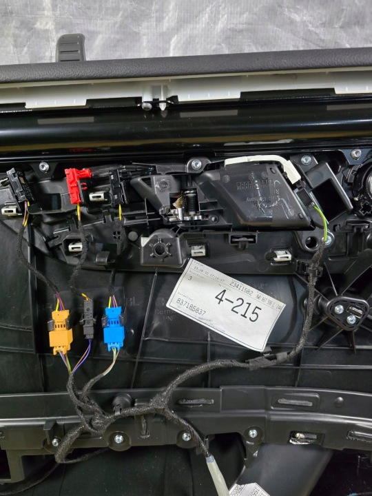 фото №9, Дверна карта (обшивка) права зад audi a4 8w b9 8w0867488