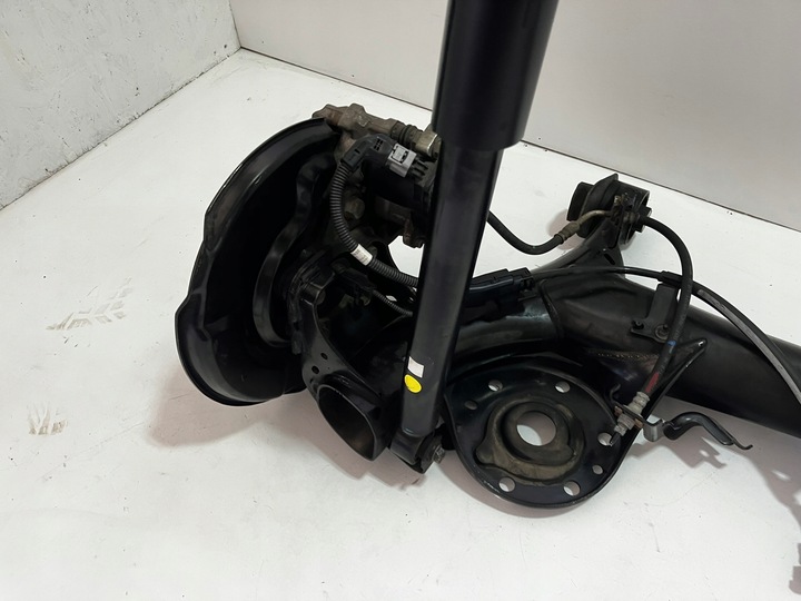 фото №8, Yaris iv балка підвішування заднього диски вісь