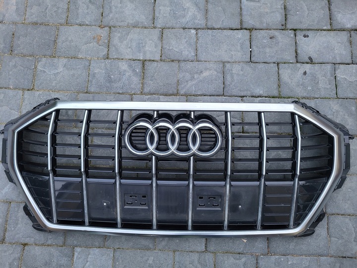 фото №1, Audi q3 ii s-line решітка зчеплення bez тріщин