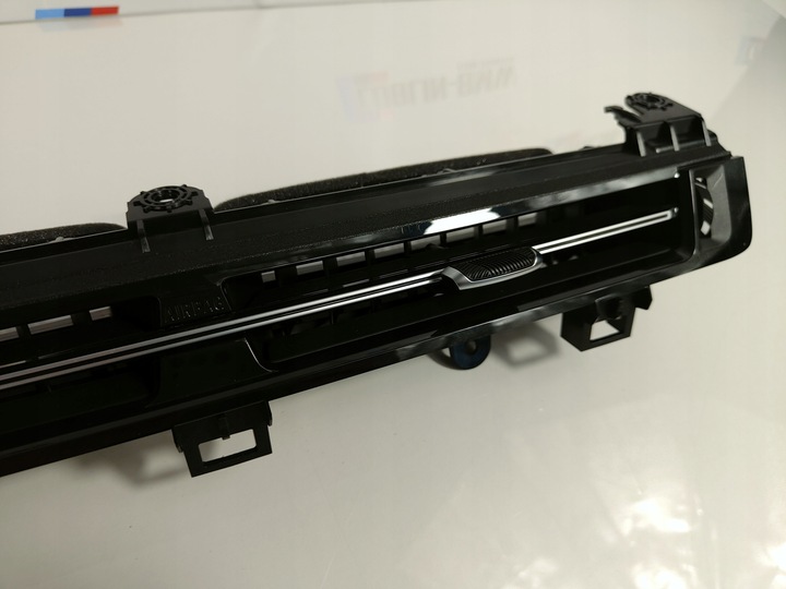 фото №4, Решётка воздуховод средняя bmw u06 2er u11 x1 9483383