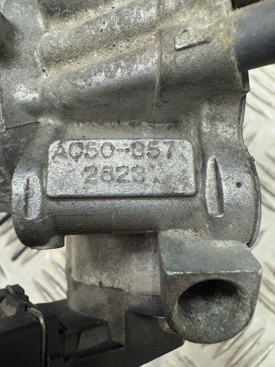 фото №5, Дроссельная заслонка mitsubishi pajero pinin space star ec50-357 1.8 99-04