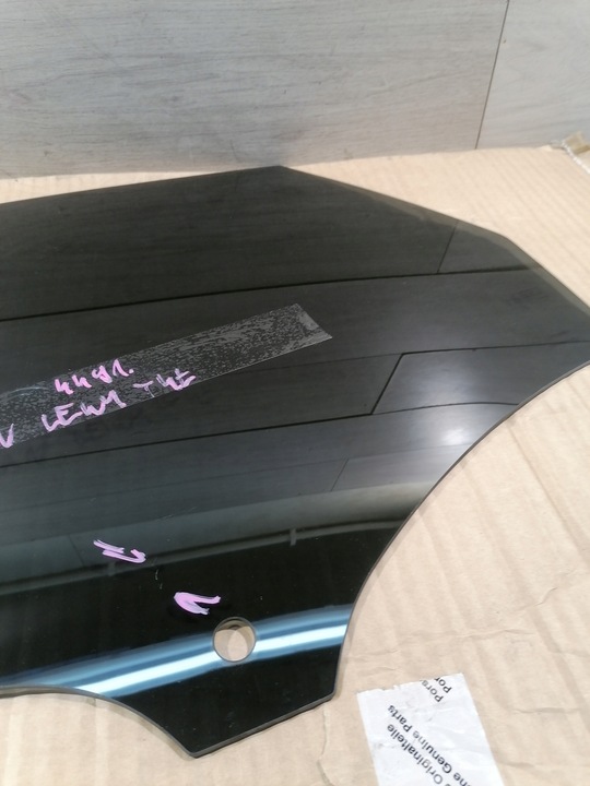 фото №7, Macan скло лівий зад 95b845205a