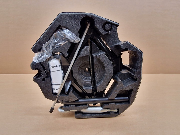 фото №1, Набір ремонтний пінополістирол домкрат volvo xc90 ii