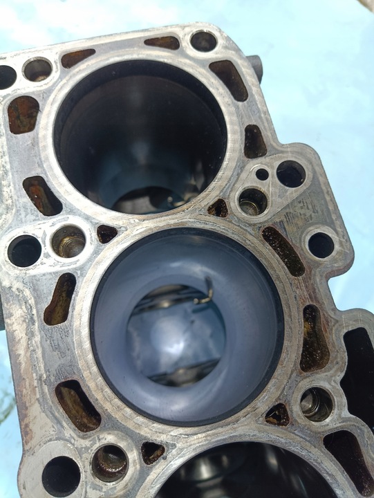 фото №10, Блок двигателя vw caddy golf vi cay 1.6 tdi