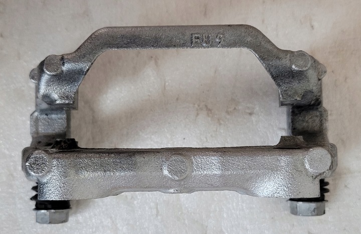 фото №15, Поворотный кулак левая перед mercedes c-klasa w206 v 2021