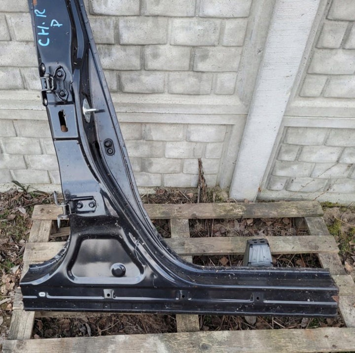 фото №1, Поріг стійка праві toyota chr ch-r 2017