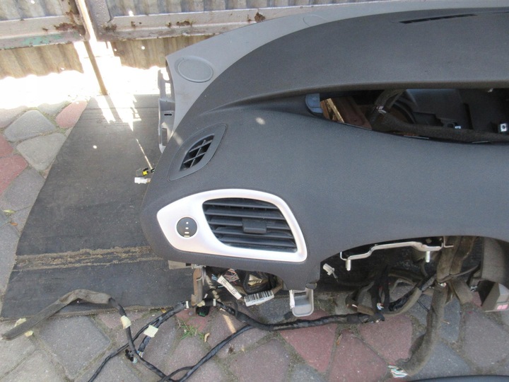 фото №9, Renault grand scenic iii 1.9 dci 130 km f9q870 капот панель раздаточная