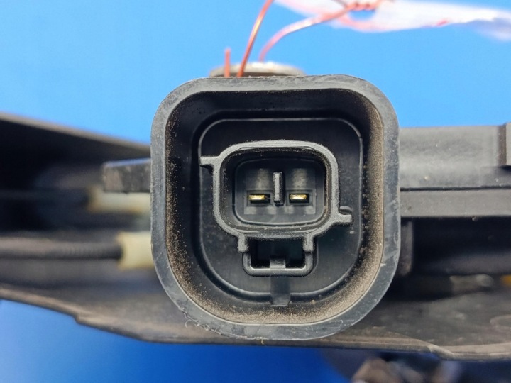фото №6, Toyota rav4 ii рестайлинг 5d замок дверь зад правое тросы ручка 2pin