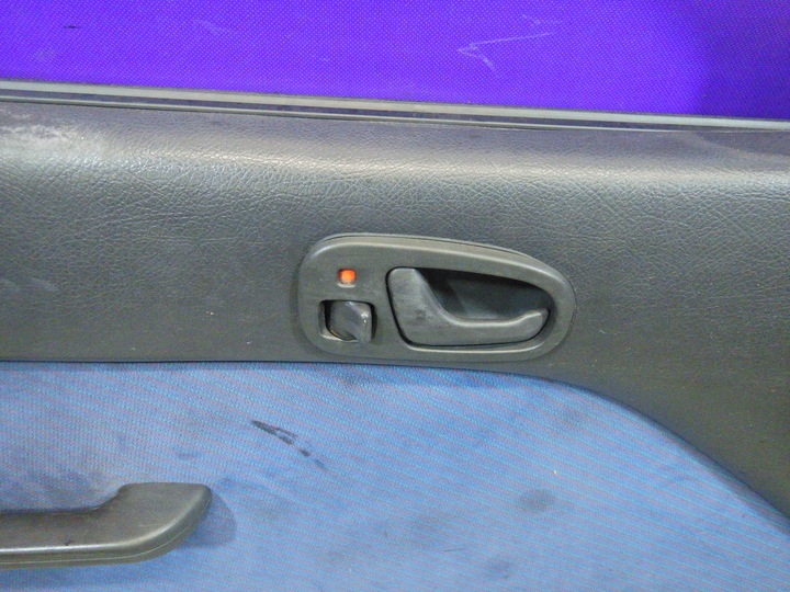 фото №5, Suzuki swift ii 96- 5d sedan дверь перед левая z2v