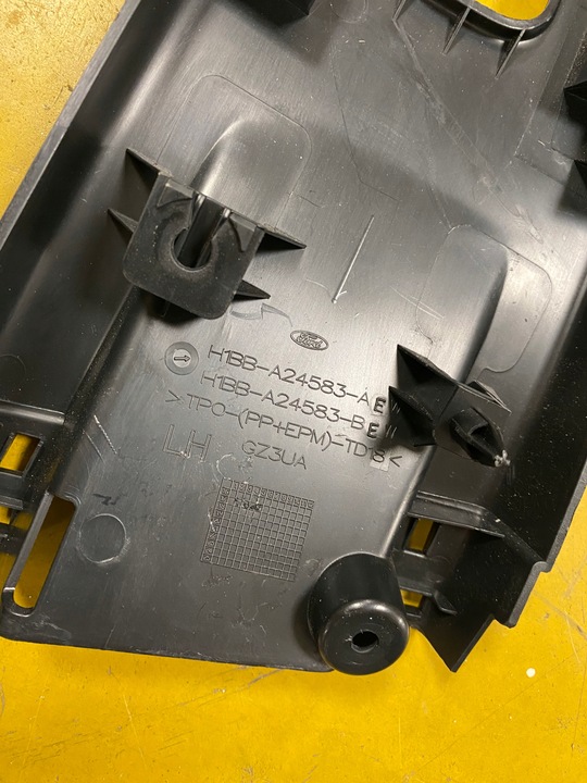 фото №8, Защита обшивка стойка b левый ford fiesta mk8