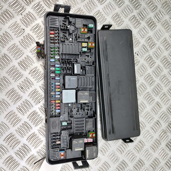 фото №5, Land rover range rover sport l494 2018 рамка / модуль предохранителей