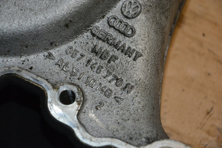 фото №8, Колектор впускний  vw touareg 4,2 tdi 057145770n