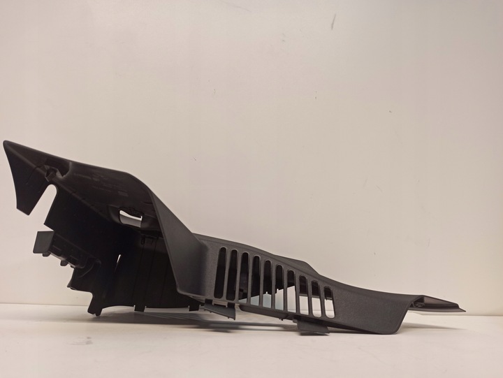 фото №1, Seat leaon iv защита багажника правые зад 5fa867762