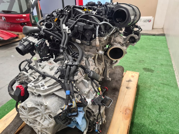 фото №7, Bmw комплектный двигатель b38a15a 103kw 140km 1.5t бензин
