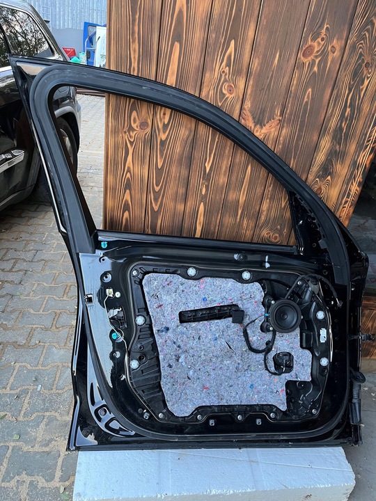 фото №8, Bmw x5 g05 2022 r. перед сторона левая дверь комплектные чёрные передние l