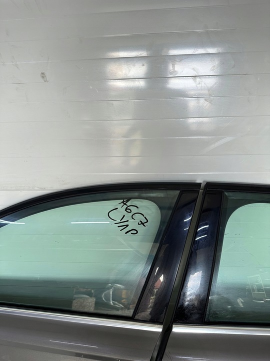 фото №9, Audi a6 c7 4g avant універсал двері ліві перед + ліві зад комплектні ly1p